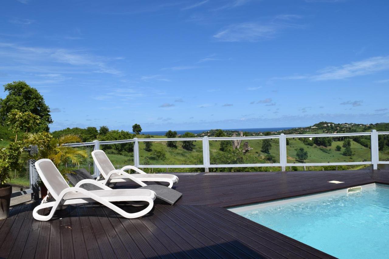 Bungalow La Paillote Le Francois Luaran gambar